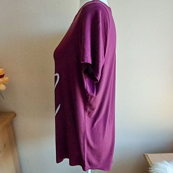 Torrid short sleeve Burgundy blouse - Picture 2 of 6